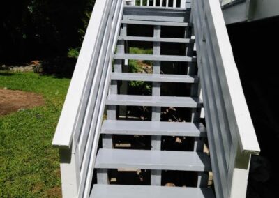 External painting staircases